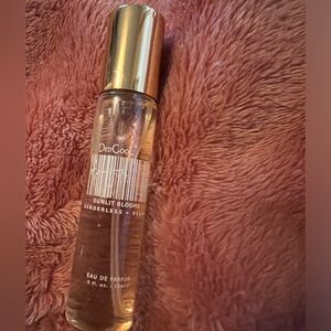 DEDCOOL Sunlit Blooms travel perfume